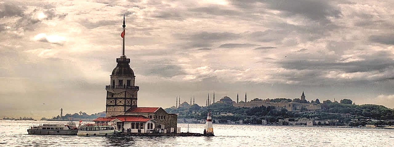 Adalar Turu | Eminönü, Beylerbeyi, Kız Kulesi, Heybeli Ada, Büyük Ada Adalar Turu | Eminönü, Beylerbeyi, Kız Kulesi, Heybeli Ada, Büyük Ada
